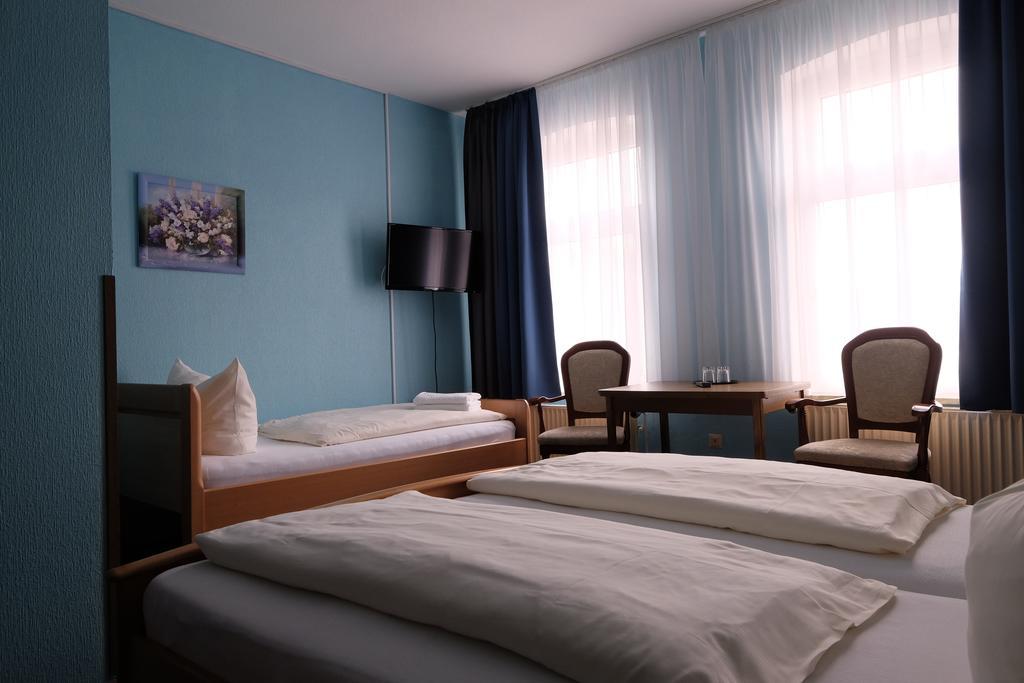Hotel Gruener Kranz Rendsburg Camera foto
