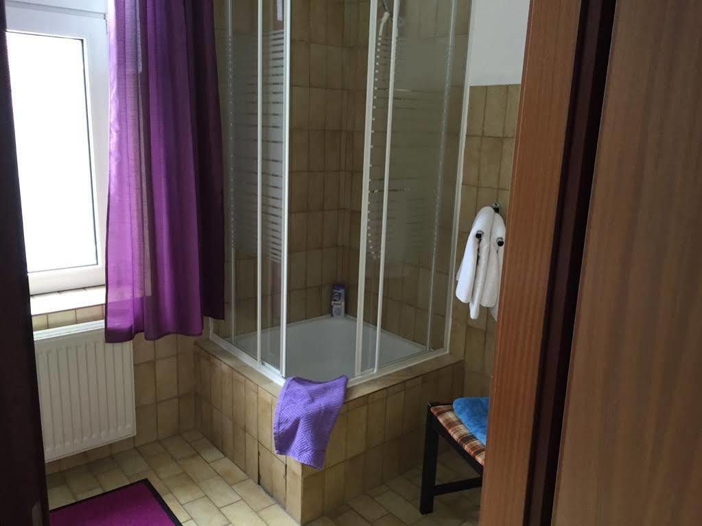Hotel Gruener Kranz Rendsburg Esterno foto